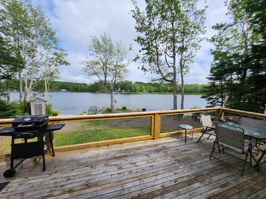 Caia Lakeside Retreat - Sunken Lake New Minas Exterior foto