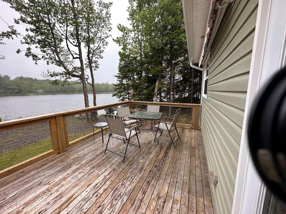 Caia Lakeside Retreat - Sunken Lake New Minas Exterior foto